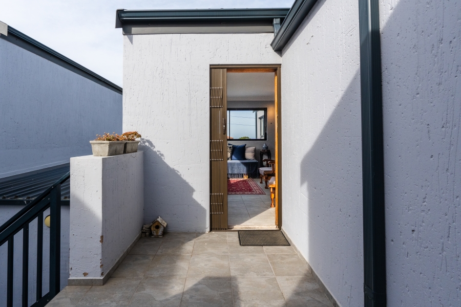 2 Bedroom Property for Sale in Island View Western Cape